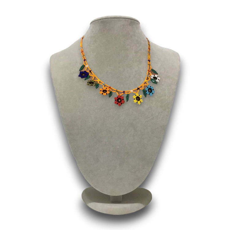 Handmade genuine stoned sand beads flower patterned multicoloured necklace.